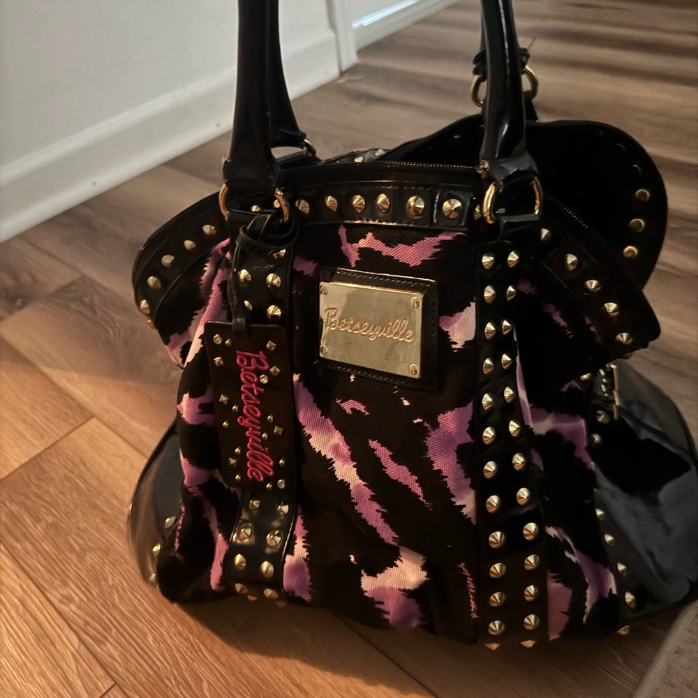 Betsy Johnson Overnight bag